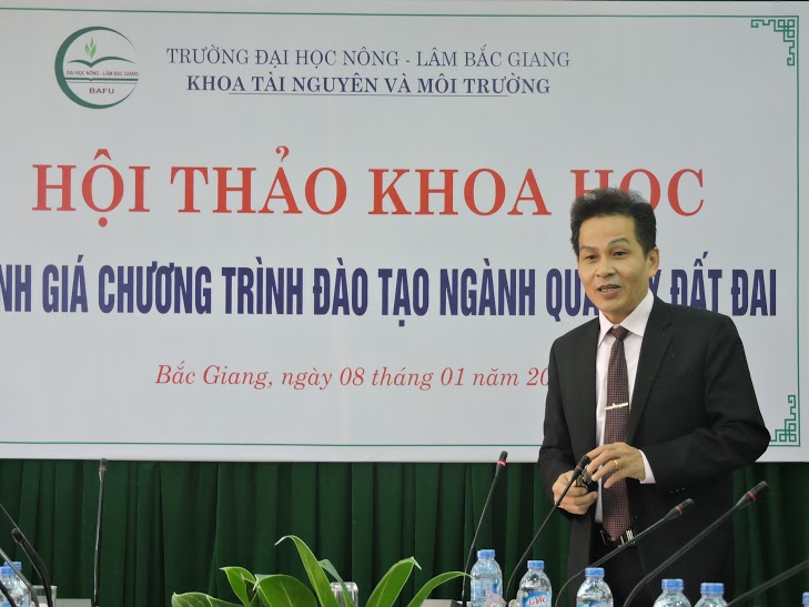 "Cần[-]khoảng[-]2[-]vạn[-]đến[-]3[-]vạn[-]cán[-]bộ[-]chuyên[-]môn[-]về[-]tài[-]nguyên[-]và[-]môi[-]trường"
